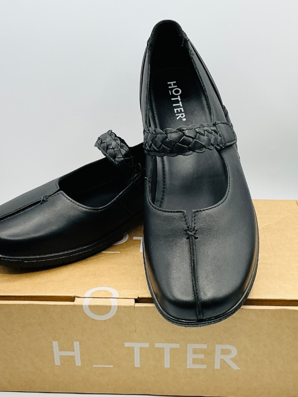 Hotter SHAKE Mary Jane Flats Women Size 11 Wide Black Leather England Shoes Goth - Picture 5 of 15